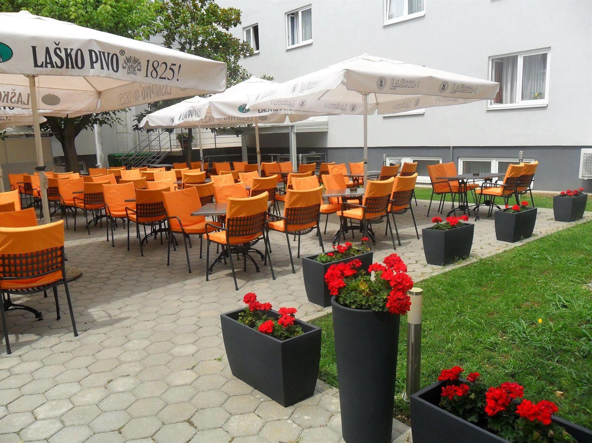 Hotel Porto ซาดาร์ ภายนอก รูปภาพ